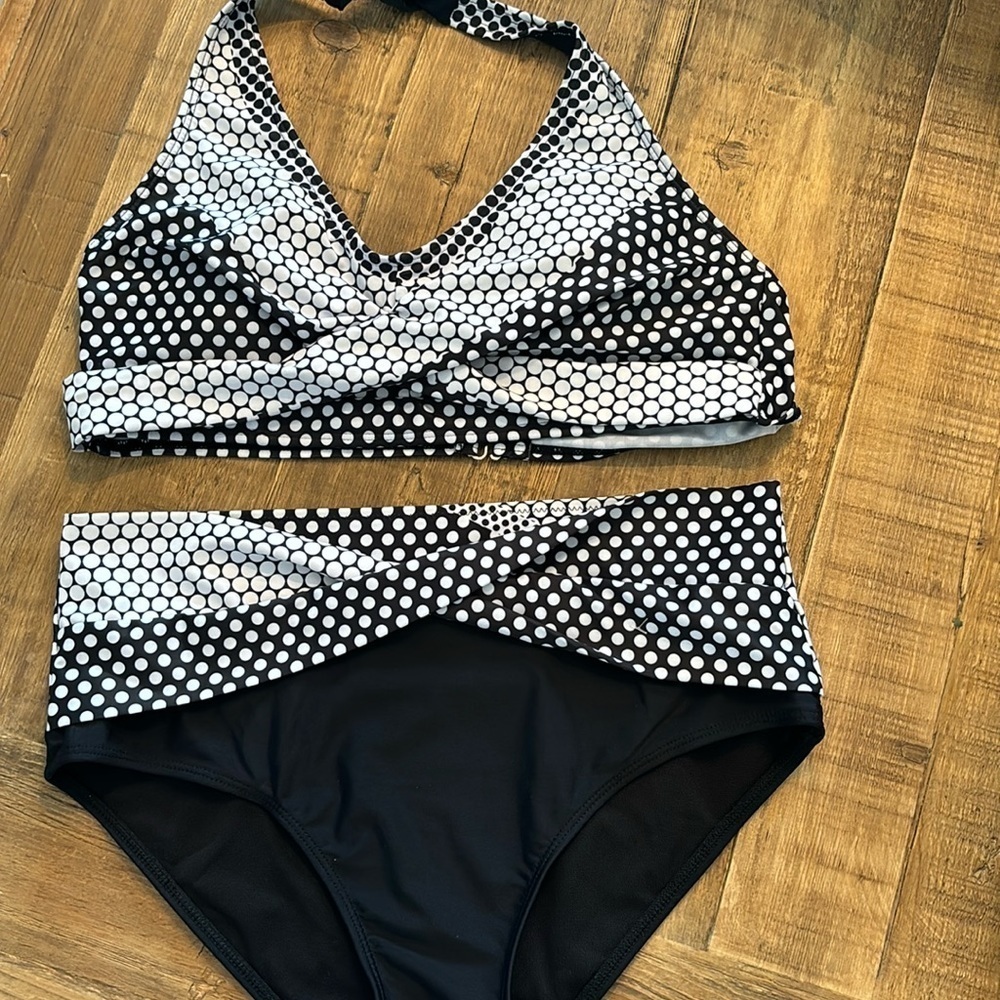 Polka Dot Mixed Print Criss Cross Bikini. Women’s Sz-L Retro | Flattering